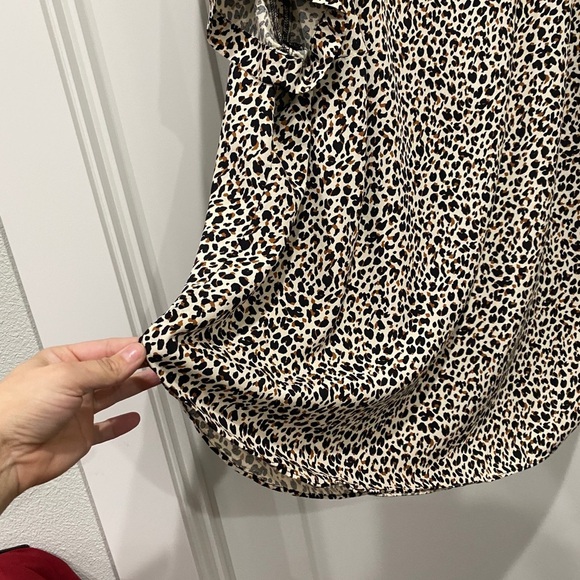 Button Back Blouse - Picture 3 of 9